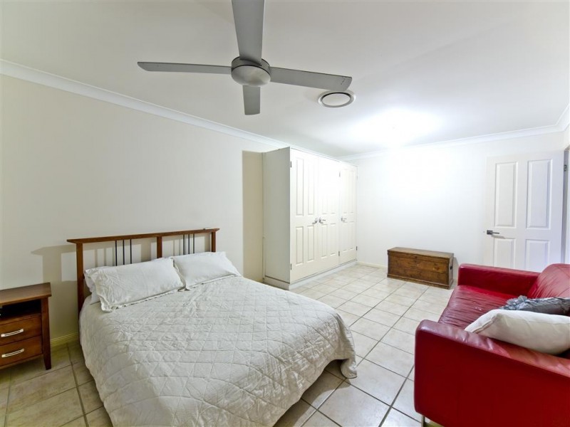 15 Elderberry Court, Eatons Hill QLD 4037