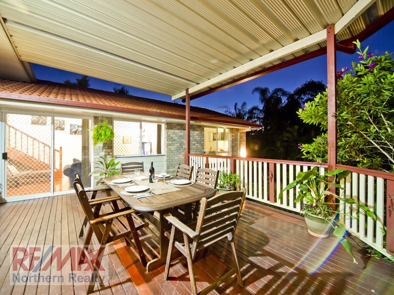 30 Ballinger Cres, Albany Creek QLD 4035