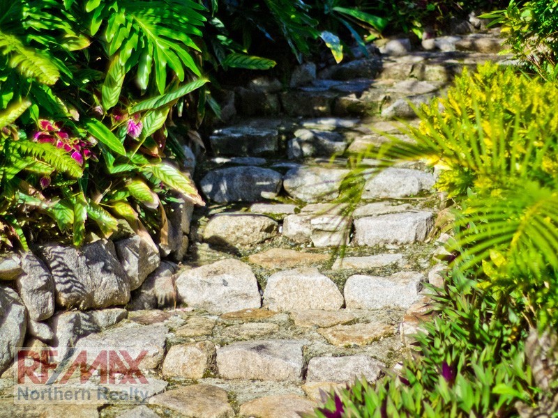 30 Ballinger Cres, Albany Creek QLD 4035