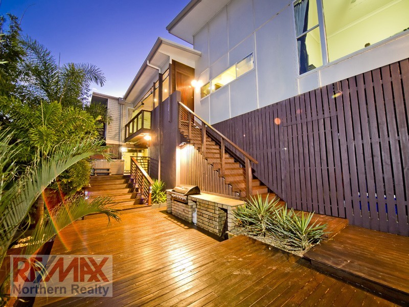 103 Corvus Dve, Cashmere QLD 4500