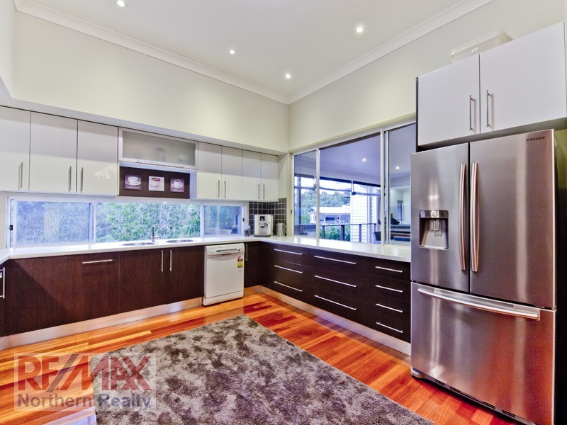 103 Corvus Dve, Cashmere QLD 4500