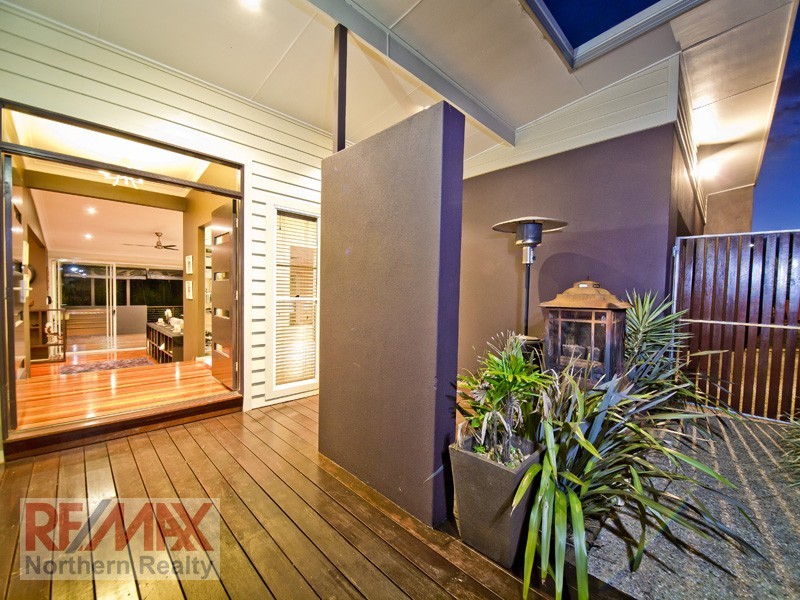 103 Corvus Dve, Cashmere QLD 4500