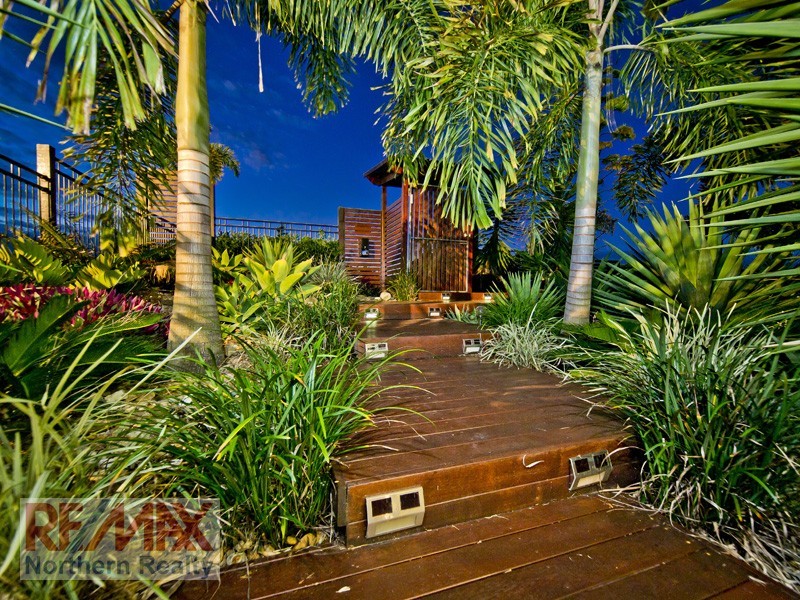 103 Corvus Dve, Cashmere QLD 4500