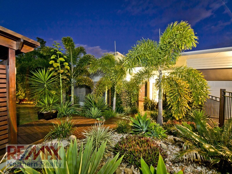 103 Corvus Dve, Cashmere QLD 4500