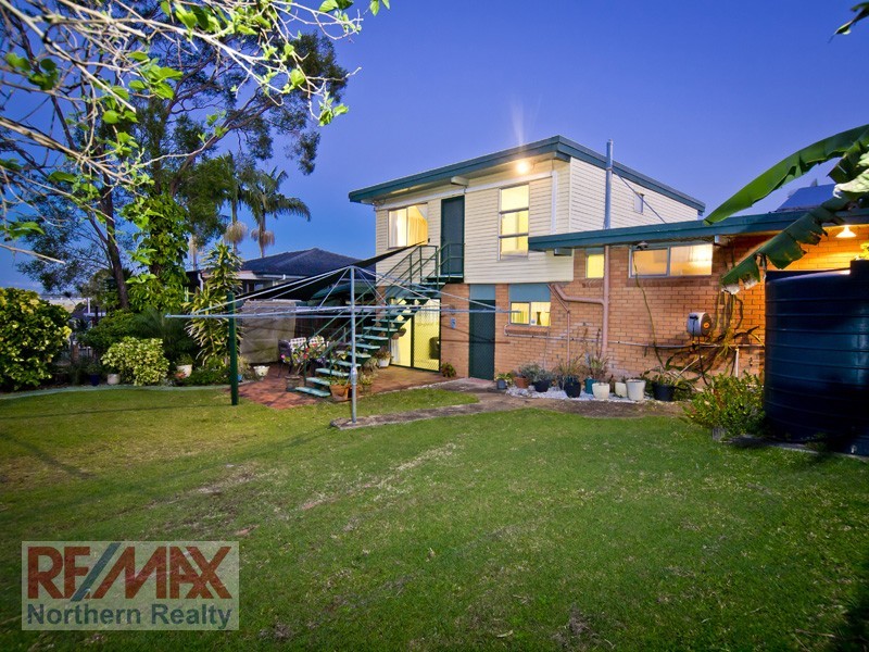 16 Currajon st, Brendale QLD 4500