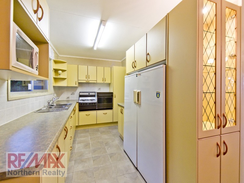 16 Currajon st, Brendale QLD 4500