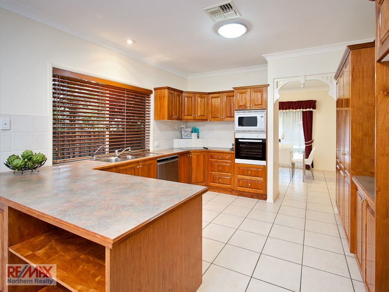 18 Havenwood Court, Albany Creek QLD 4035