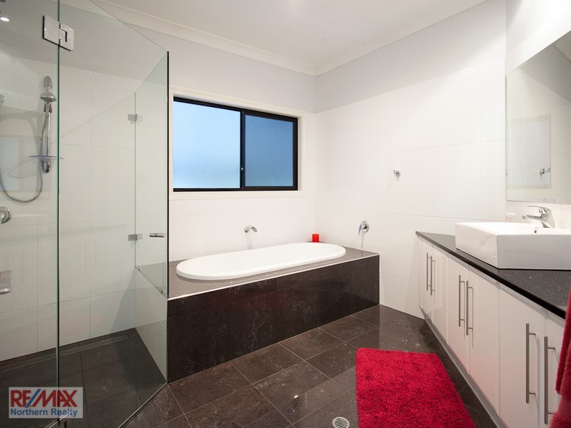 784 Dayboro Rd, Kurwongbah QLD 4503