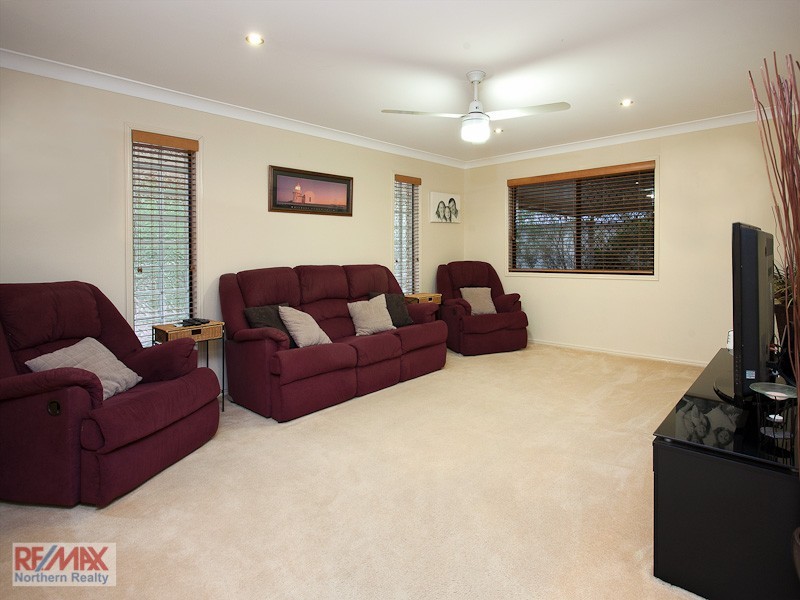 33 Jamor Court, Elimbah QLD 4516