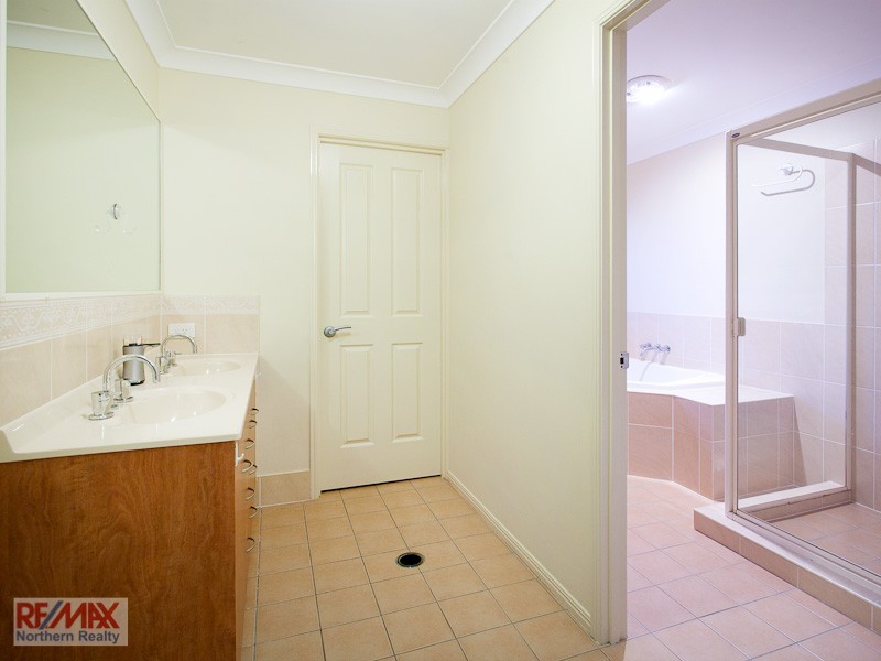 33 Jamor Court, Elimbah QLD 4516