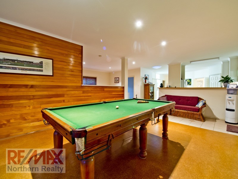 5 Glen Eaton St, Eatons Hill QLD 4037