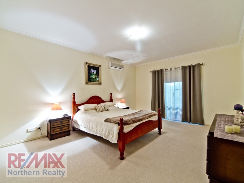 5 Glen Eaton St, Eatons Hill QLD 4037