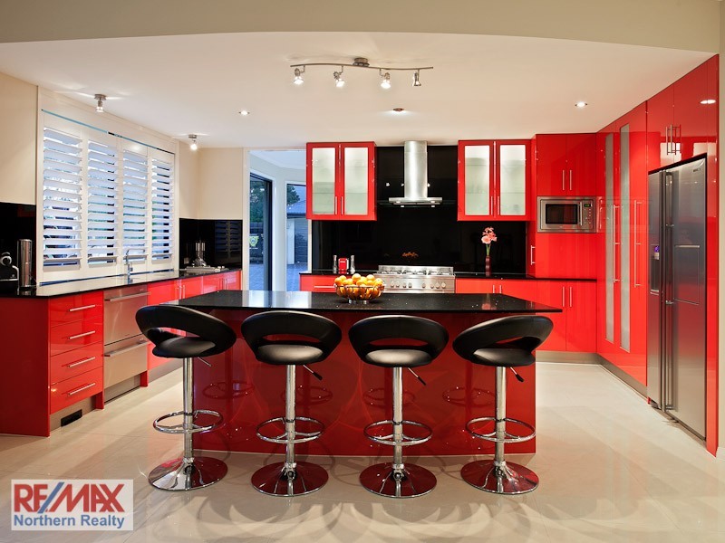 8 Millbrook Drive, Pullenvale QLD 4069