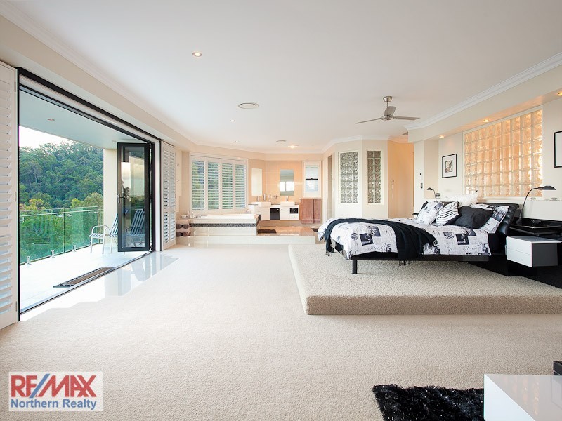 8 Millbrook Drive, Pullenvale QLD 4069