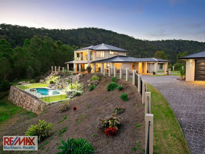 8 Millbrook Drive, Pullenvale QLD 4069