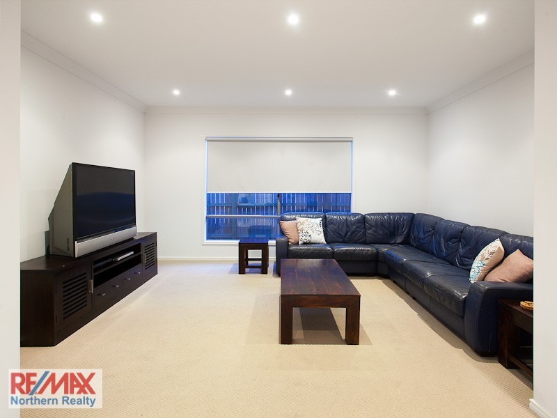 60 Winlock Circuit, Warner QLD 4500