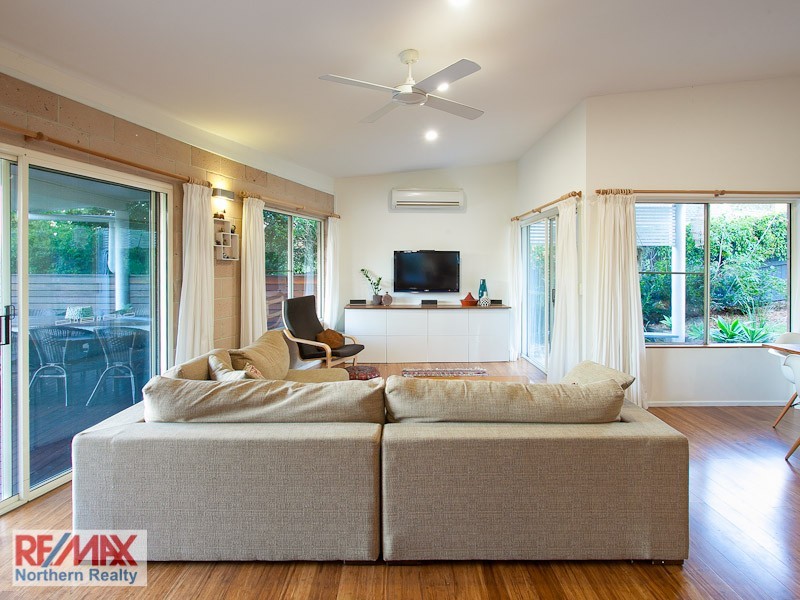 68 Allamanda Crescent, Albany Creek QLD 4035