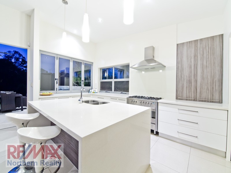 25 ASHLEIGH CRT, Eatons Hill QLD 4037