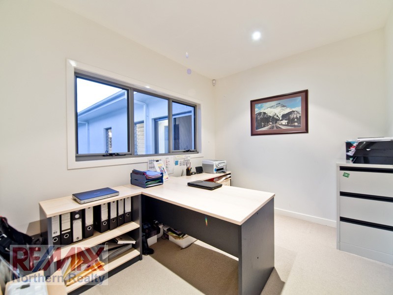 25 ASHLEIGH CRT, Eatons Hill QLD 4037