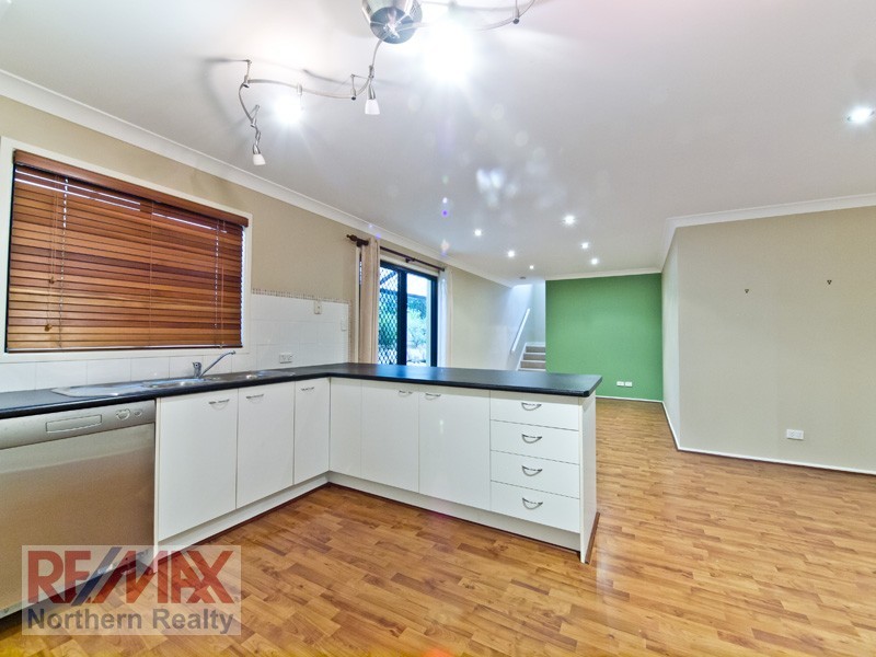 12 GEORGETTE COURT, Eatons Hill QLD 4037