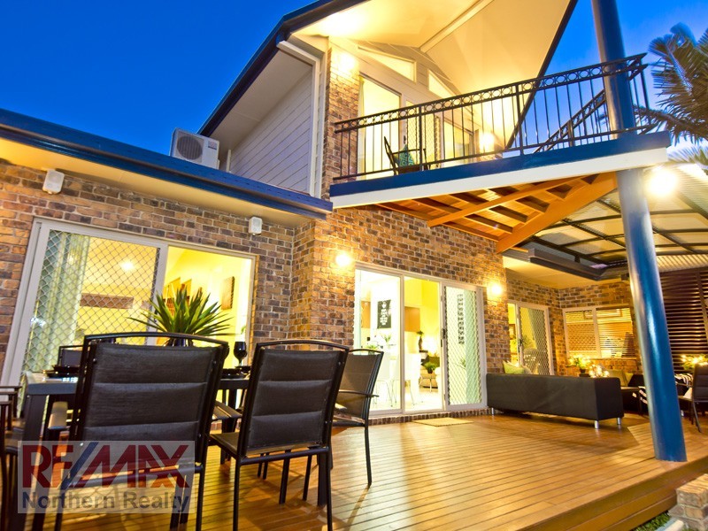 16 Elwood Court, Eatons Hill QLD 4037