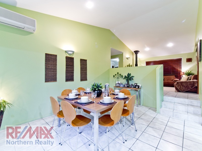 16 Elwood Court, Eatons Hill QLD 4037