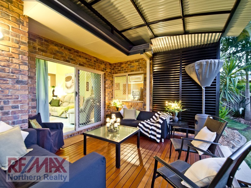 16 Elwood Court, Eatons Hill QLD 4037