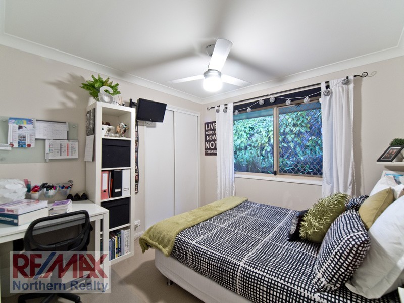 16 Elwood Court, Eatons Hill QLD 4037