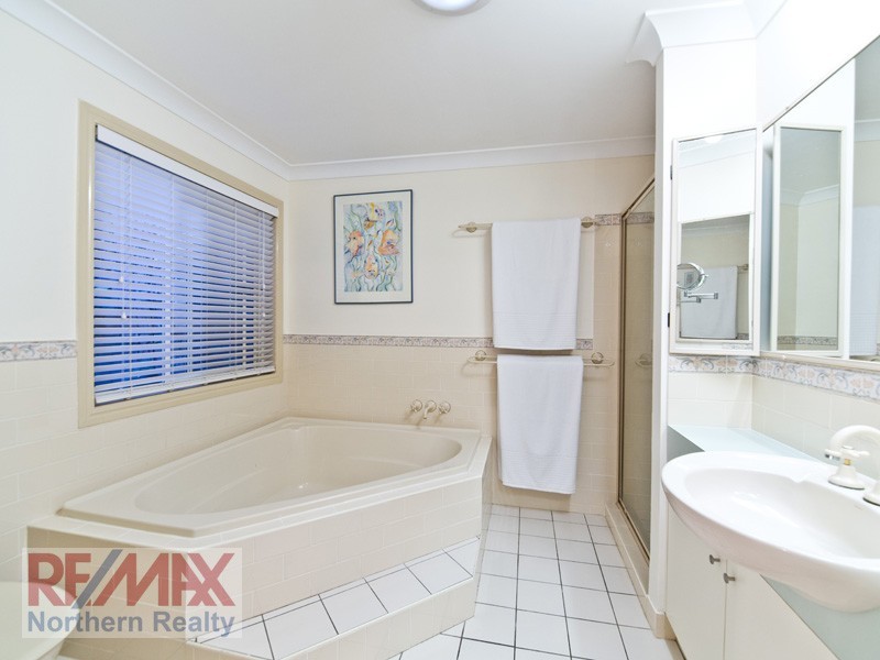 23 Lancewood Drive, Albany Creek QLD 4035