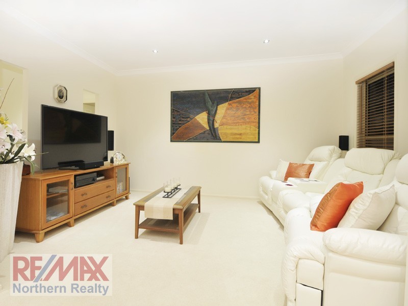 5 Diorama Ct, Eatons Hill QLD 4037