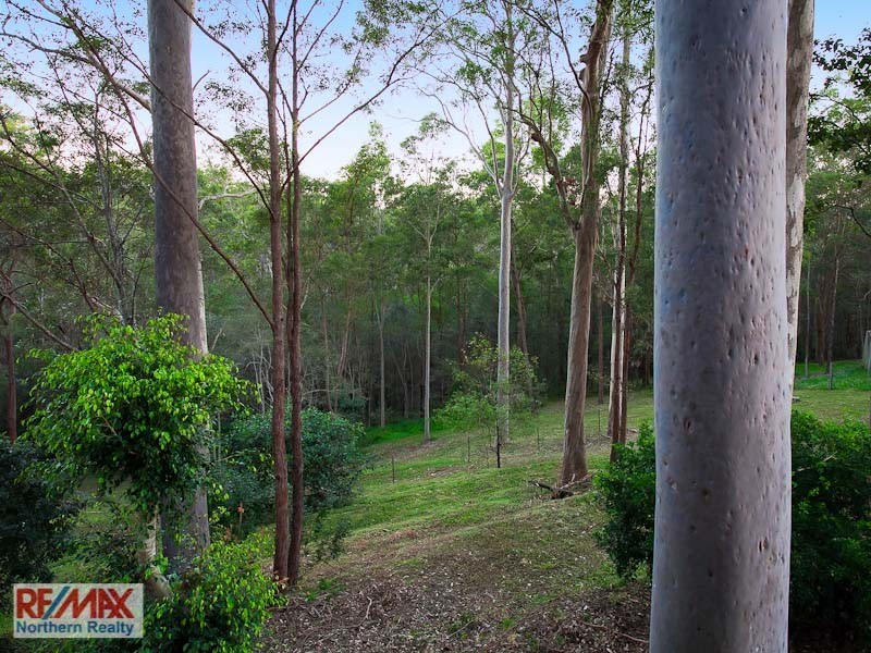 27 Buranda Road, Clear Mountain QLD 4500