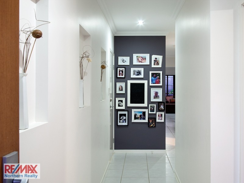 35 Castlewellan Cct, Warner QLD 4500