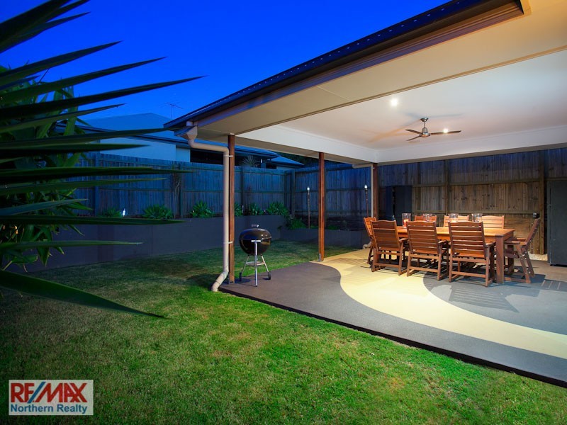 35 Castlewellan Cct, Warner QLD 4500