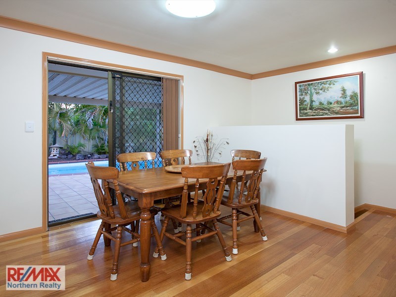 2 Edwards Drive, Albany Creek QLD 4035