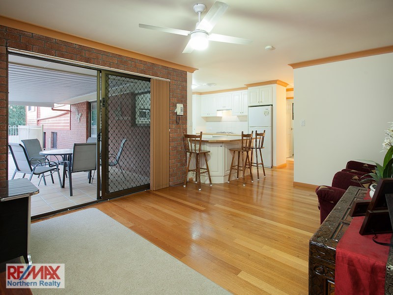 2 Edwards Drive, Albany Creek QLD 4035