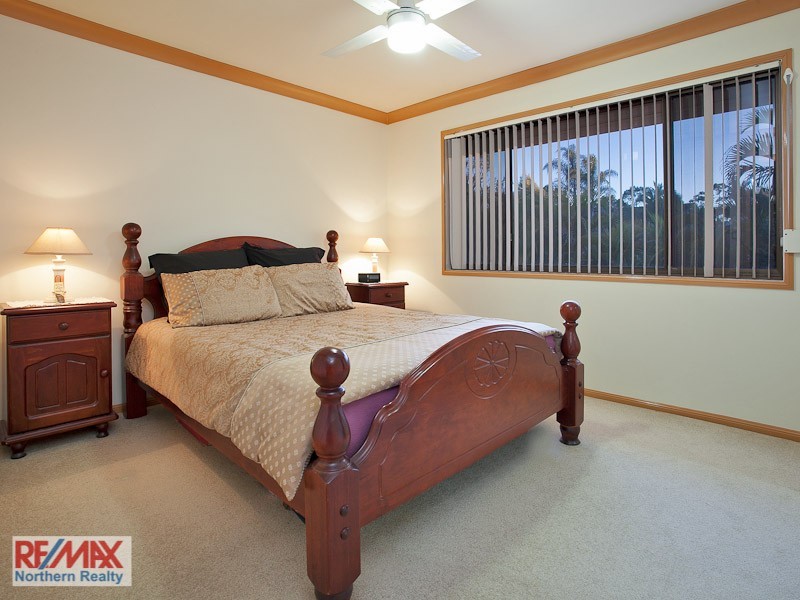 2 Edwards Drive, Albany Creek QLD 4035