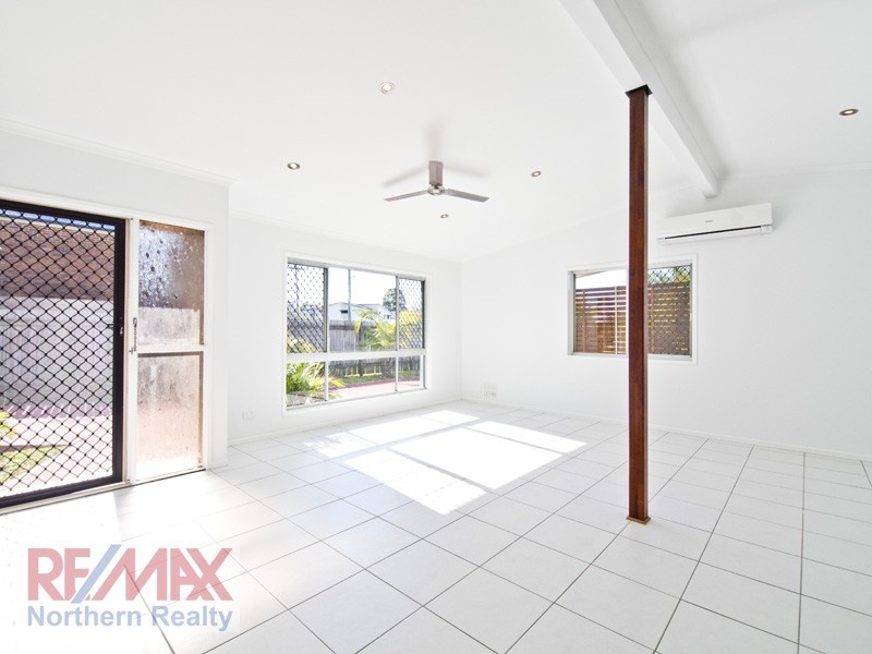 11 James Cash Ct, Albany Creek QLD 4035