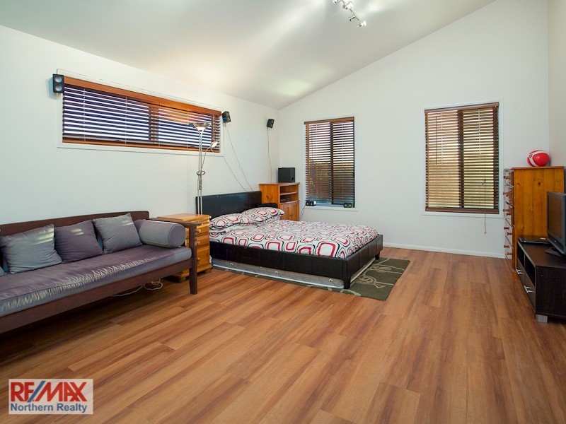 7 Lee Close, Albany Creek QLD 4035