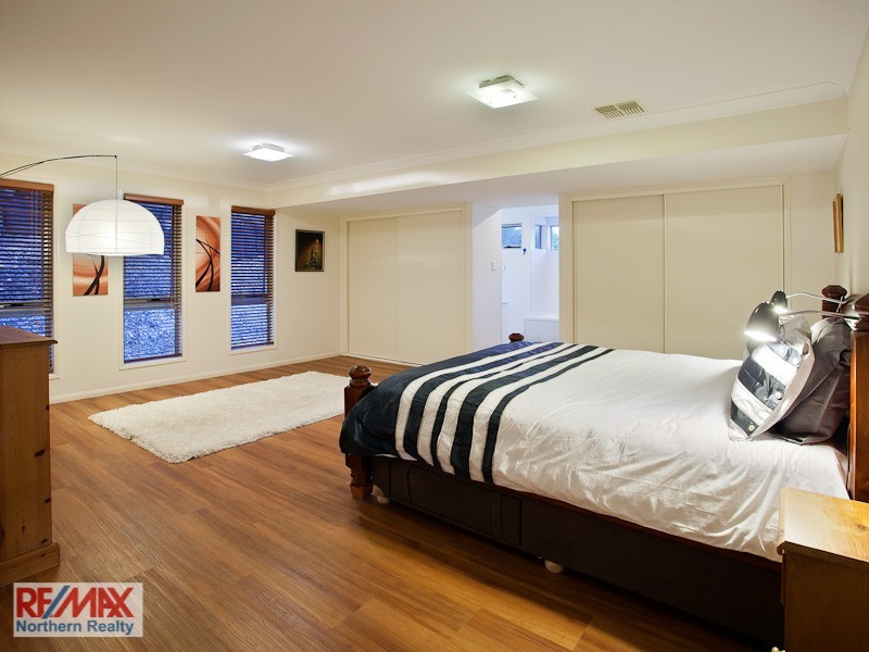 7 Lee Close, Albany Creek QLD 4035