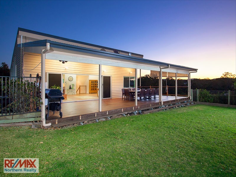 7 Lee Close, Albany Creek QLD 4035