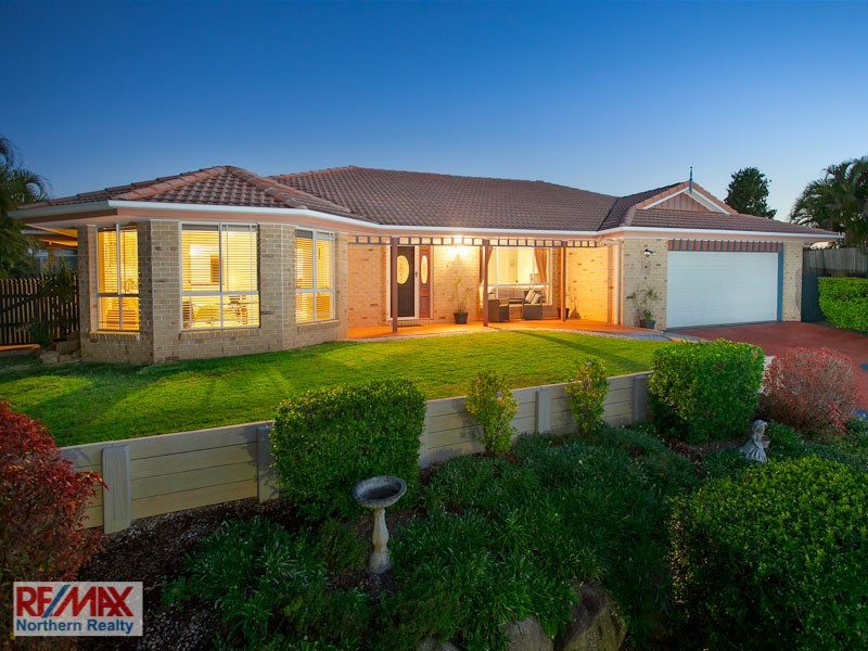 60 Marina Court, Eatons Hill QLD 4037