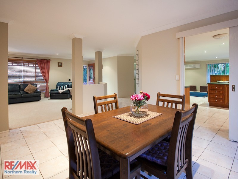 60 Marina Court, Eatons Hill QLD 4037