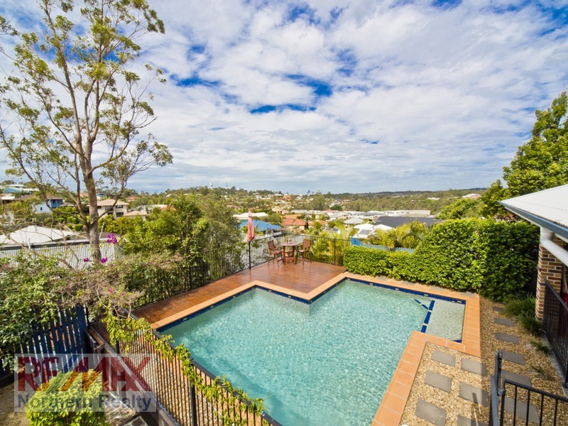3 Fairy Place, Eatons Hill QLD 4037