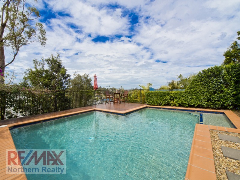 3 Fairy Place, Eatons Hill QLD 4037