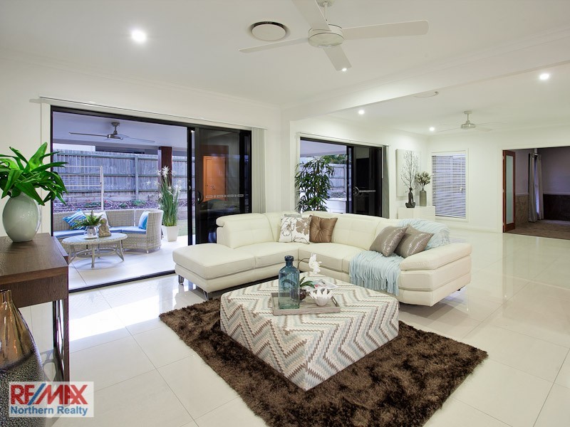 7 Cassia Street, Bridgeman Downs QLD 4035