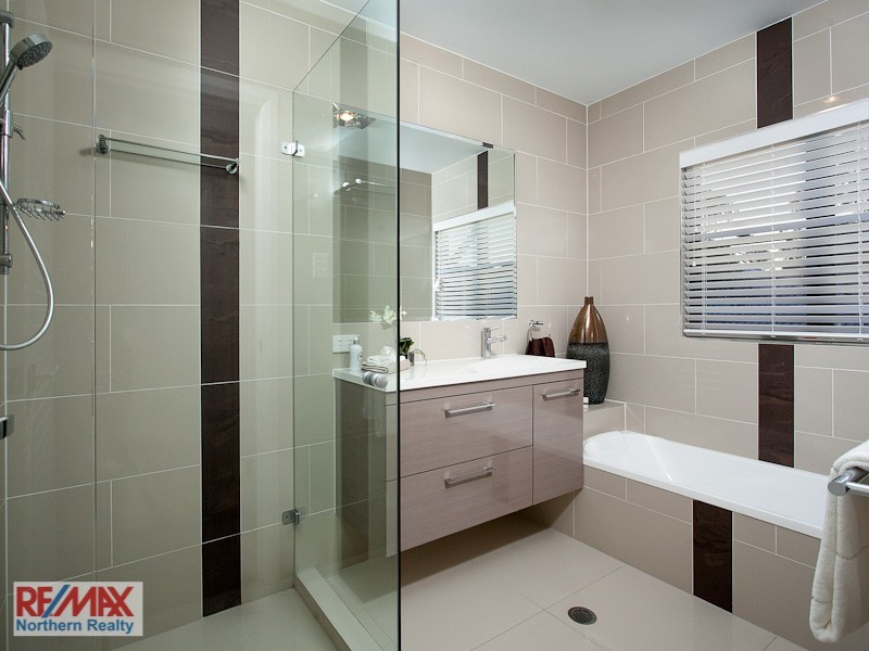 7 Cassia Street, Bridgeman Downs QLD 4035