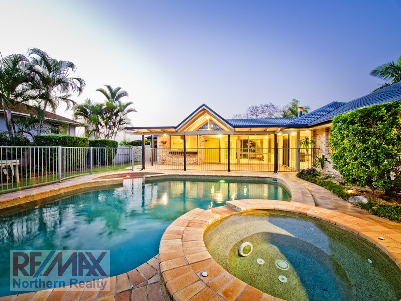 26 Allamanda Crescent, Albany Creek QLD 4035