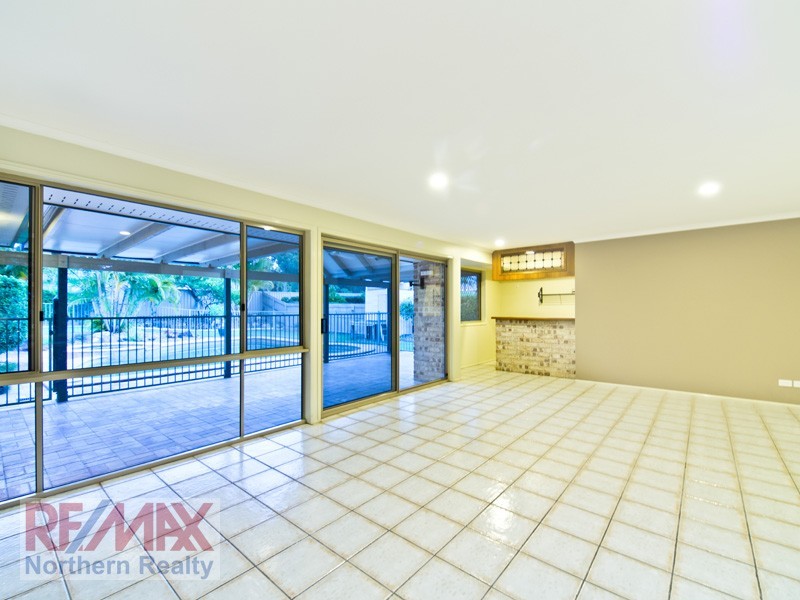 26 Allamanda Crescent, Albany Creek QLD 4035