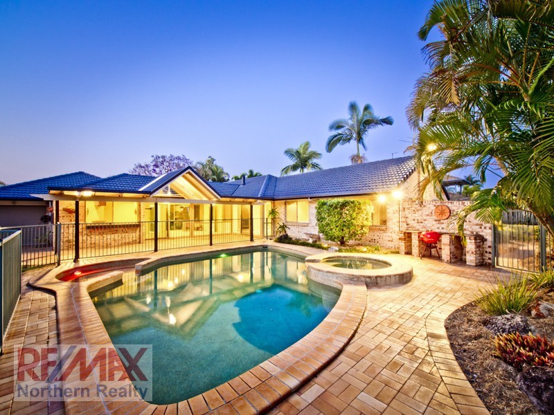 26 Allamanda Crescent, Albany Creek QLD 4035
