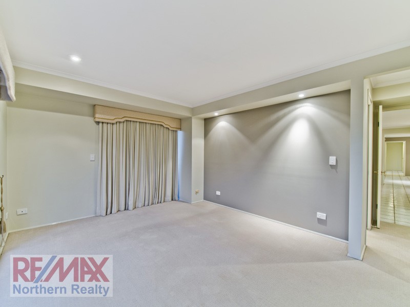 26 Allamanda Crescent, Albany Creek QLD 4035